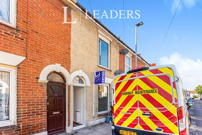 3 Bedroom Terraced House To Rent In Cuthbert Road, Portsmouth, PO1