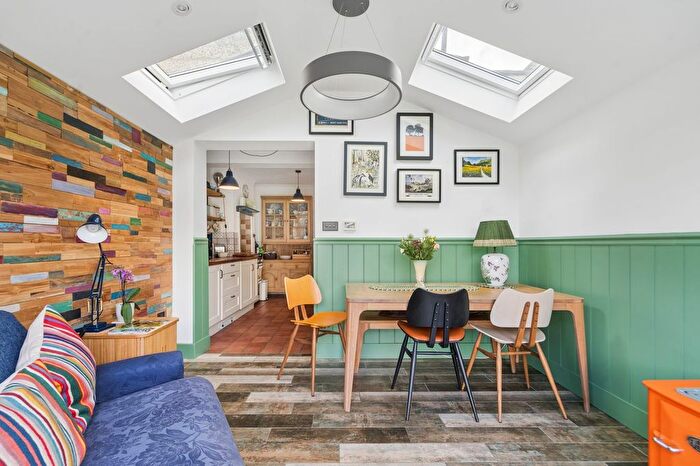2 Bedroom Cottage For Sale In Milton Villas, Farnham Royal, SL2