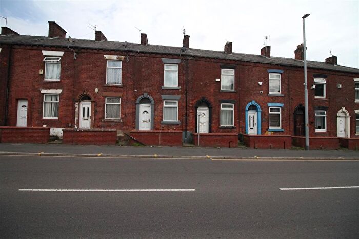 2 Bedroom Terraced House To Rent In Ashton Road, Oldham, OL8