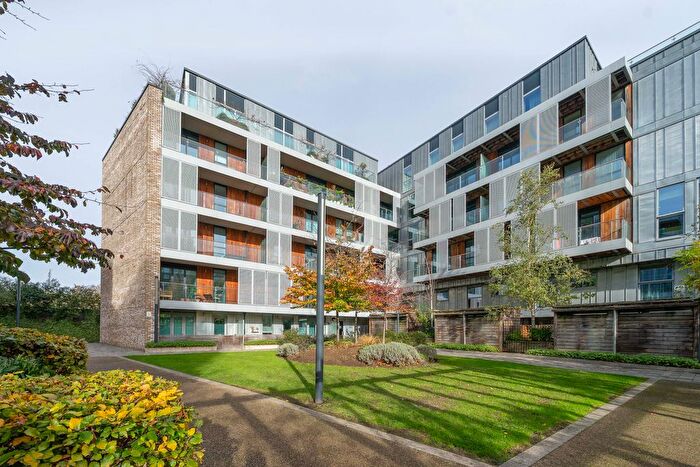 1 Bedroom Flat For Sale In Albert Road, London, NW6