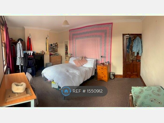 6 Bedroom Terraced House To Rent In Cowley Road, Oxford, OX4