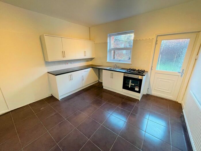 3 Bedroom Terraced House To Rent In Wortley Road, Kimberworth, S61