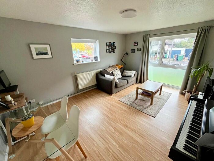 1 Bedroom Flat For Sale In Bute Road, Wallington, SM6