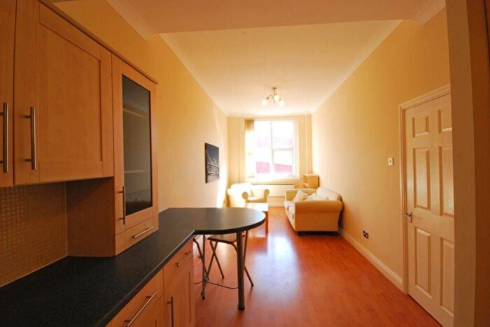 1 Bedroom Flat To Rent In Tower House, Newcastle Upon Tyne, NE1