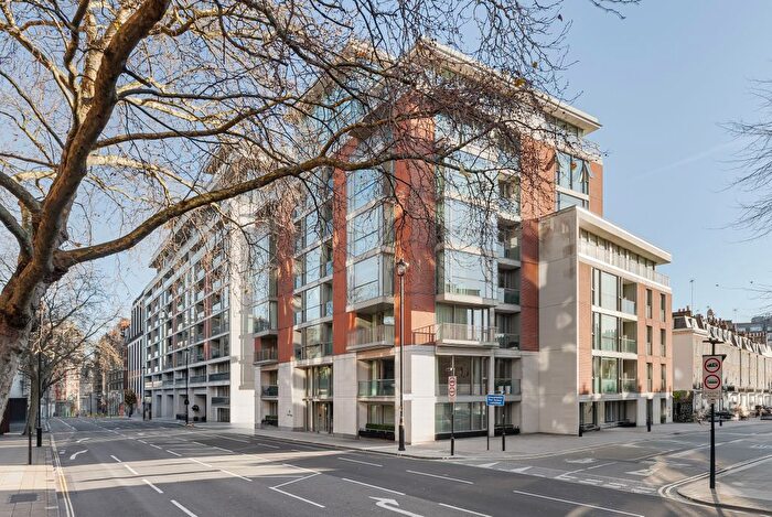 2 Bedroom Flat To Rent In West Mews, Knightsbridge, London, United Kingdom, SW7