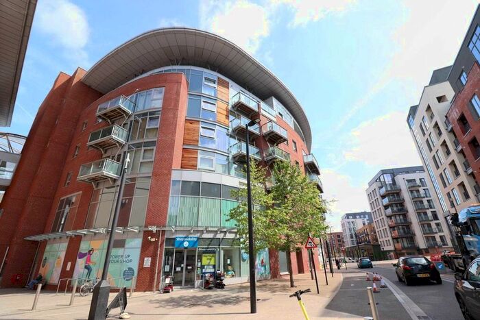 1 Bedroom Flat To Rent In Eden Apartments, High Wycombe, HP11