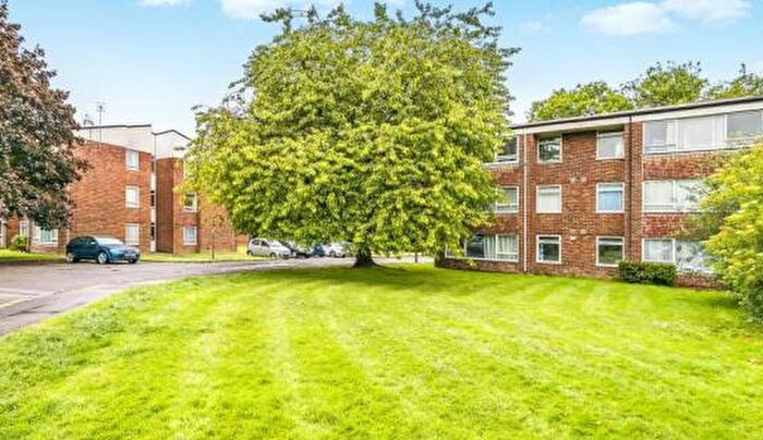 1 Bedroom Flat To Rent In Horley, RH6