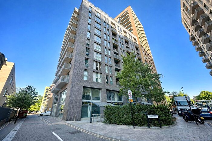 2 Bedroom Flat For Sale In Elmira Street, London, SE13
