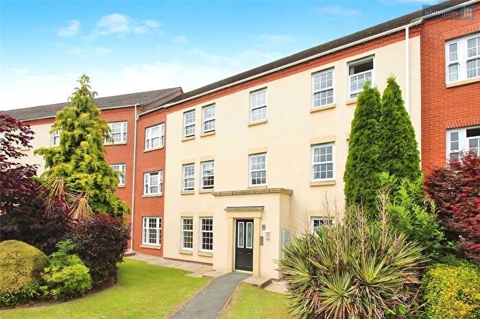 2 Bedroom Flat For Sale In Tyldesley Way, Nantwich, Cheshire, CW5