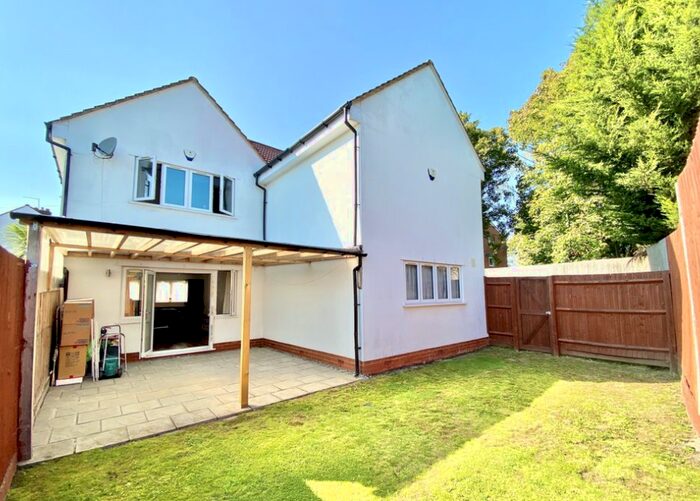 2 Bedroom Maisonette To Rent In A Avondale Road, Harrow, HA3