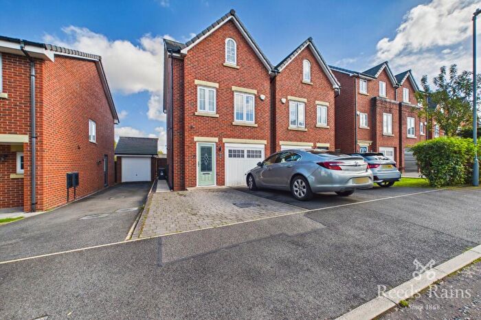 3 Bedroom Semi Detached House For Sale In Sandfield Crescent, Whiston, Prescot, Merseyside, L35