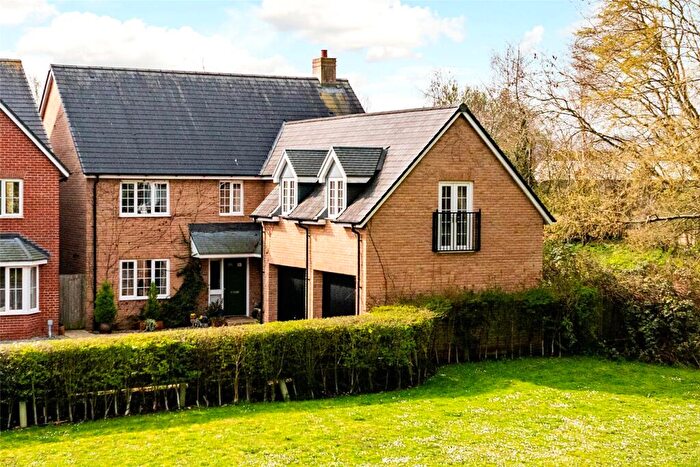 5 Bedroom Detached House For Sale In Newcombe Crescent, Buckingham, Buckinghamshire, MK18