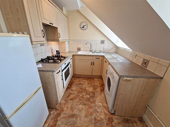 2 Bedroom Flat To Rent In Bleachfield Street, Alcester, Warwickshire, B49