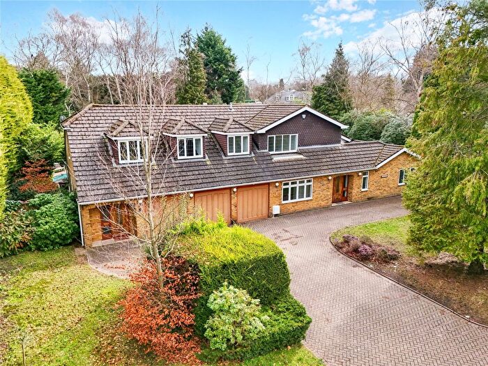 7 Bedroom Detached House For Sale In Ince Road, Burwood Park, KT12