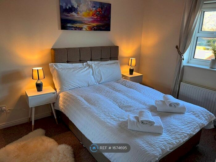 3 Bedroom Terraced House To Rent In Chatsworth Avenue, Strensall, York, YO32