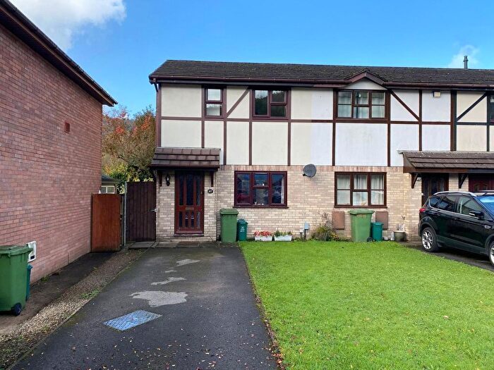 2 Bedroom End Of Terrace House To Rent In Glan-Y-Ffordd, Taffs Well, Cardiff, CF15