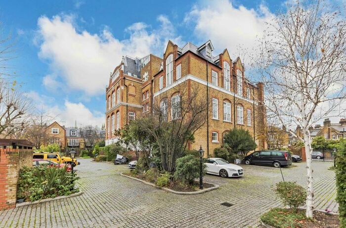 2 Bedroom Flat To Rent In Victorian Heights, Thackeray Road, London, SW8