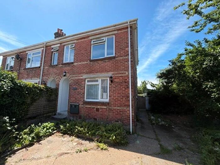 1 Bedroom Flat To Rent In Lucas Road, Poole, Dorset, BH12