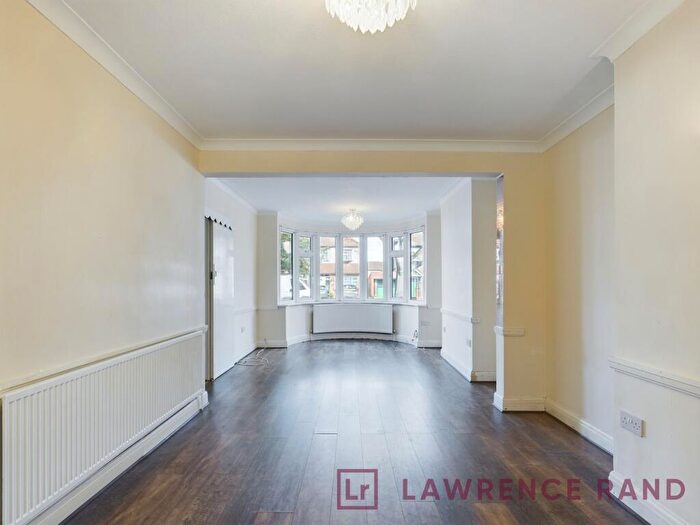 3 Bedroom House For Sale In Victoria Road, Ruislip, HA4