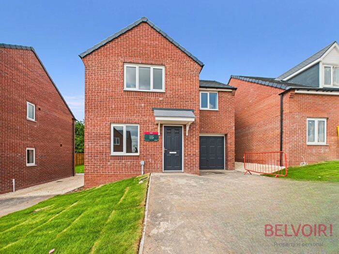 3 Bedroom Detached House To Rent In Spengler Drive, Forest Town, NG19