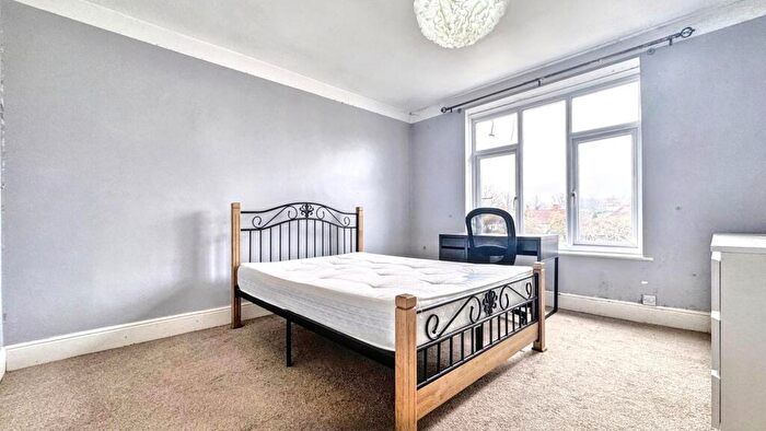 4 Bedroom Terraced House To Rent In Tredegar Road, Bristol, BS16
