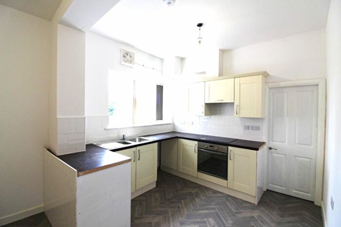 2 Bedroom Apartment To Rent In A Annesley Road, Hucknall, Nottingham, NG15