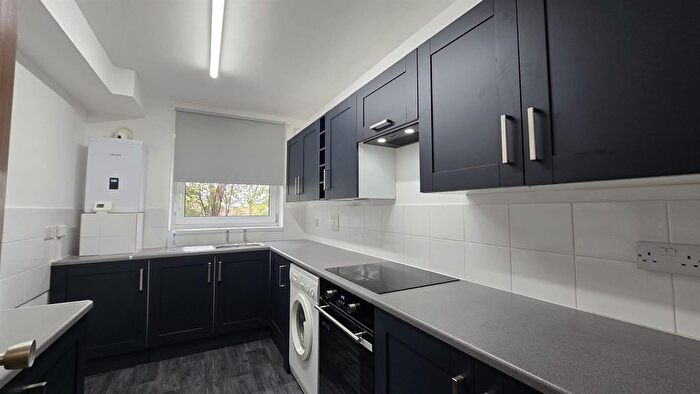 1 Bedroom Flat To Rent In Hungerdown, North Chingford, E4