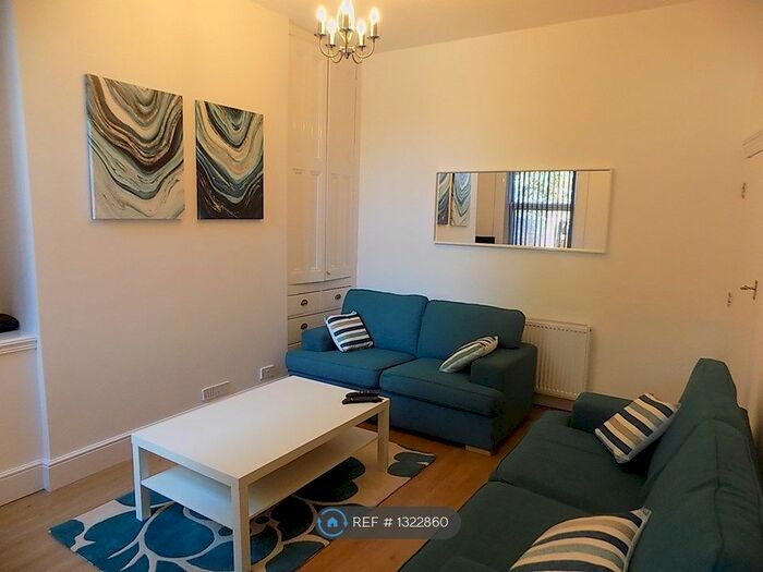 4 Bedroom Terraced House To Rent In St. Pauls Road, Preston, PR1