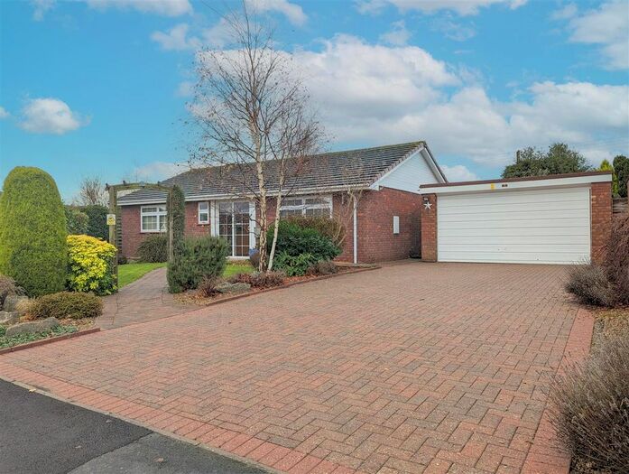 3 Bedroom Detached Bungalow For Sale In Hillview Gardens, Upton Upon Severn, Worcester, WR8