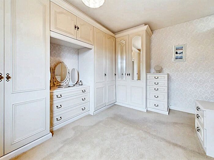 3 Bedroom Bungalow For Sale In Bramshill Rise, Walton, Chesterfield, S40