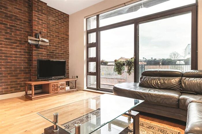 2 Bedroom Flat For Sale In Kimberley Road, NW6