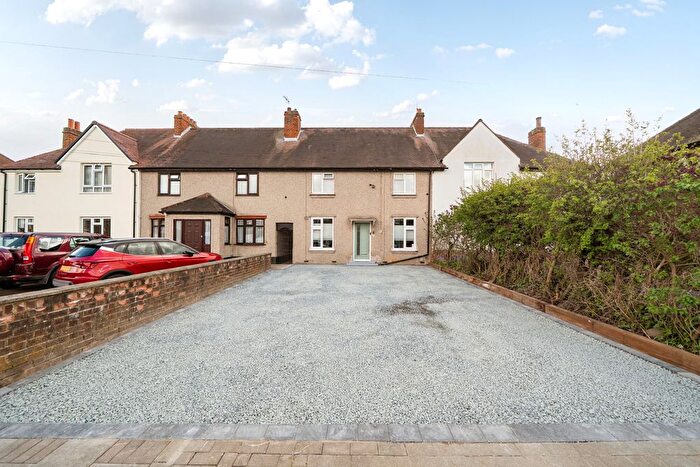 3 Bedroom Terraced House For Sale In Turpington Lane, Bromley, BR2