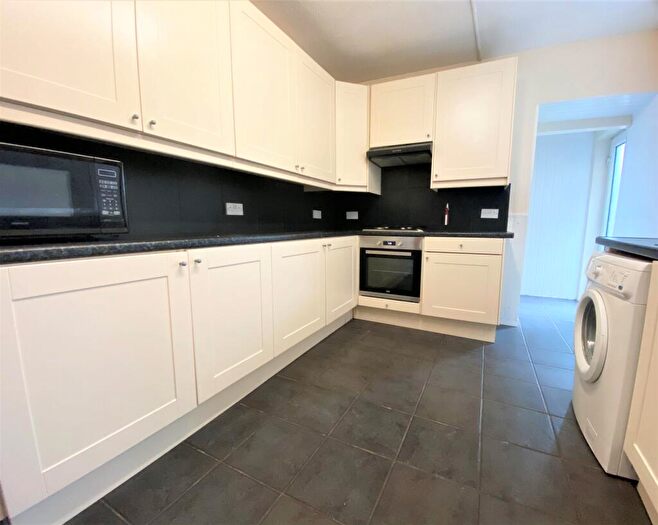 4 Bedroom House To Rent In Norfolk Street, Mount Pleasant, Swansea, SA1