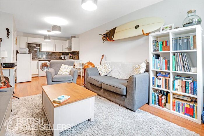 1 Bedroom Apartment For Sale In Higher Bugle, Bugle, St. Austell, Cornwall, PL26