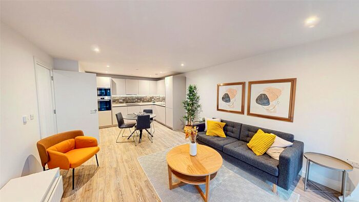 2 Bedroom Flat To Rent In Goodwin Building, Potato Wharf, Manchester, M3