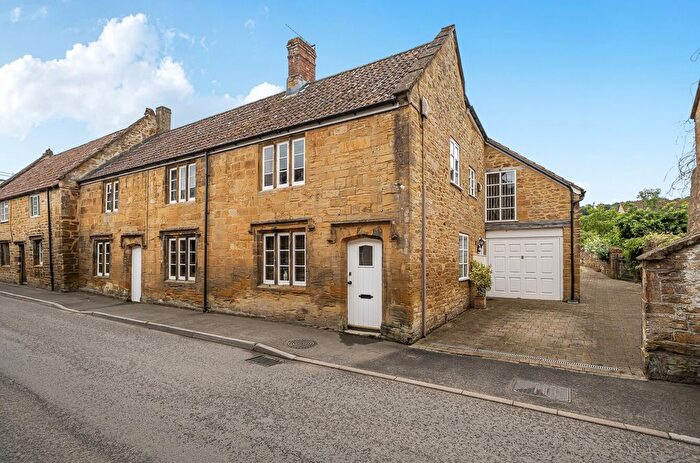5 Bedroom End Terrace House For Sale In Middle Street, Montacute, Somerset, TA15