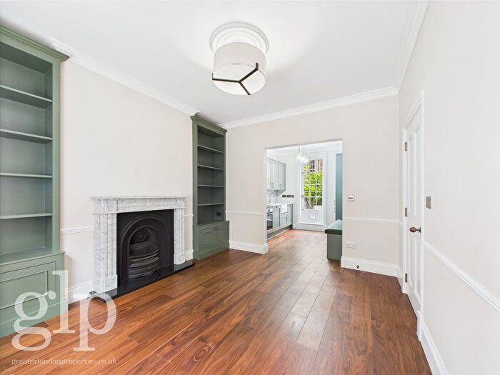 3 Bedroom Terraced House To Rent In Thanet Street, Bloomsbury, WC1H