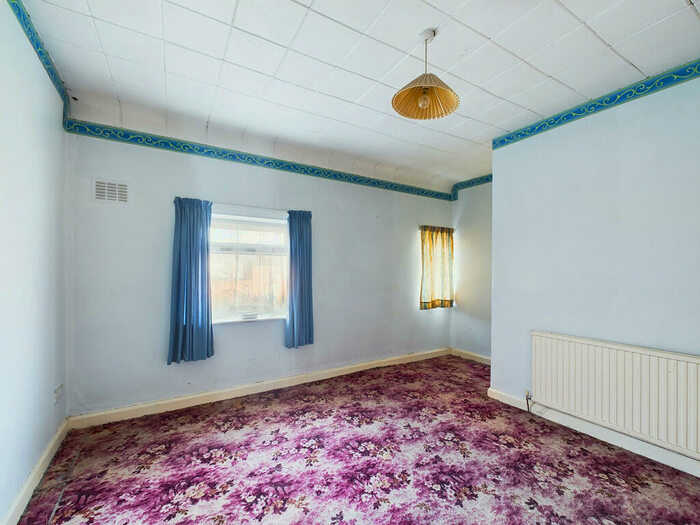 3 Bedroom End Of Terrace House For Sale In Harthill Road, Blacon, CH1