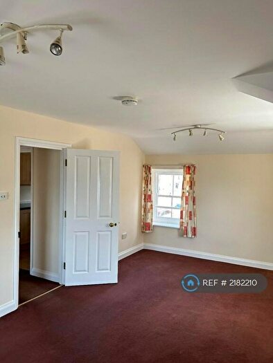 1 Bedroom Flat To Rent In High Street, Fortuneswell, Portland, DT5