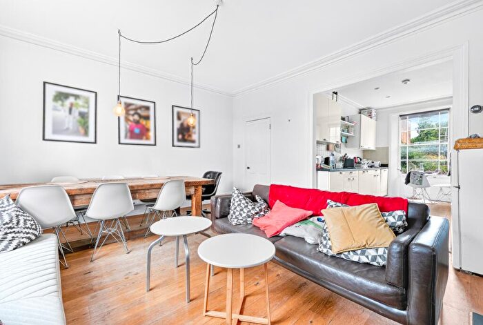 4 Bedroom House For Sale In Leighton Road, Kentish Town, NW5
