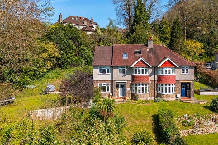 5 Bedroom Semi Detached House For Sale In Woodside Way, Redhill, RH1