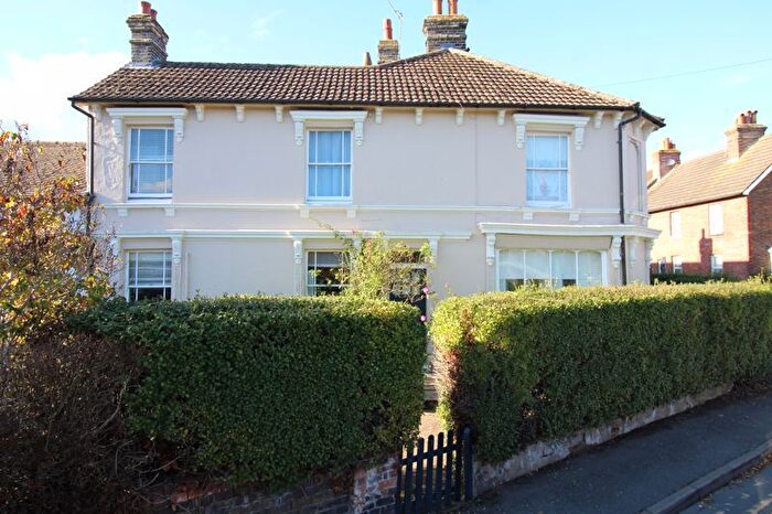 2 Bedroom End Terrace House For Sale In Houselands Road, Tonbridge, TN9