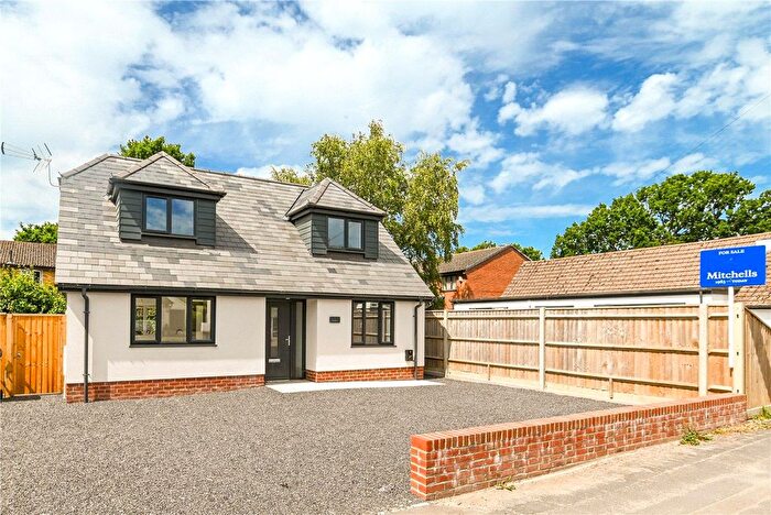 3 Bedroom Detached House For Sale In Everton Road, Hordle, SO41