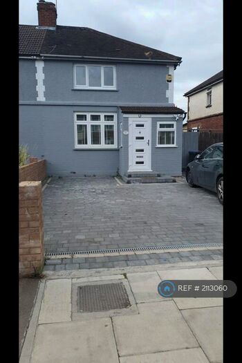 3 Bedroom Semi-Detached House To Rent In Byron Terrace, London, N9