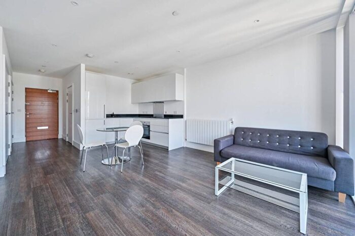 1 Bedroom Flat To Rent In Compton House, Woolwich Riverside, London, SE18
