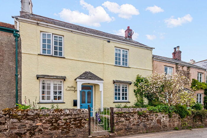 3 Bedroom Cottage For Sale In Fore Street, Holbeton, South Devon, PL8
