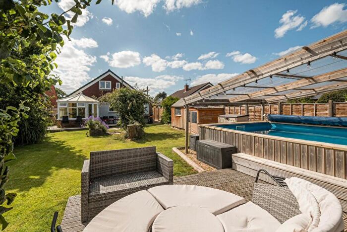 4 Bedroom Detached House For Sale In Harvest Road, Denmead, Waterlooville, PO7