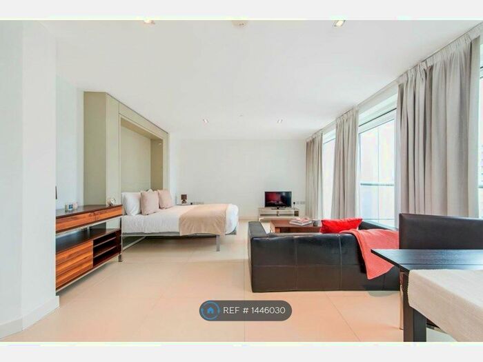 Studio To Rent In Bezier Apartments, London, EC1Y