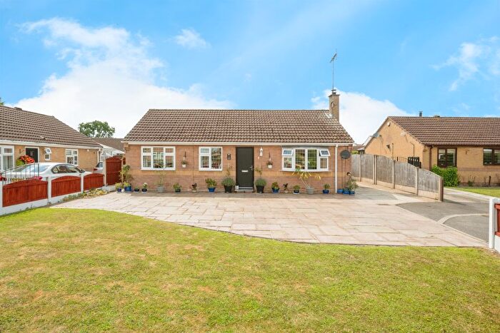 3 Bedroom Detached Bungalow For Sale In Lyndhurst Close, Norton, Doncaster, DN6