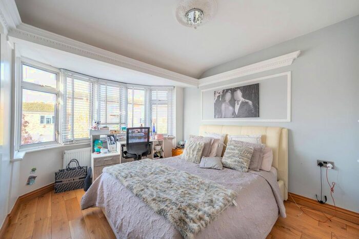 4 Bedroom Terraced House To Rent In Hodder Drive, Perivale, Greenford, UB6